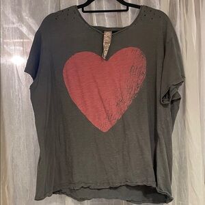 Magnolia Pearl Grey Tee with Pink Heart